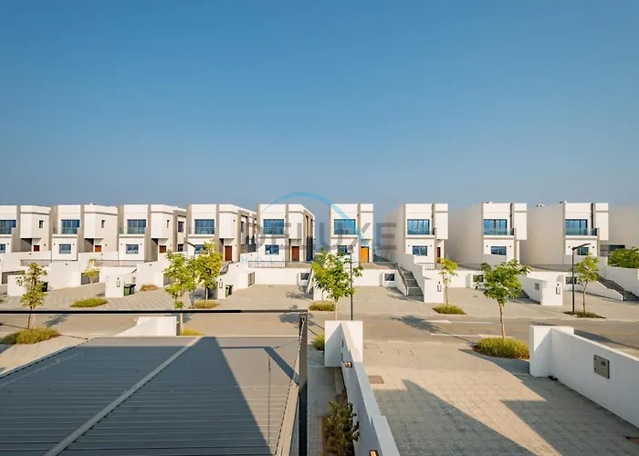 Best Deal 3Br Plus Maid\'S With Pool Perfect For Groups By Deluxe Holiday Homes